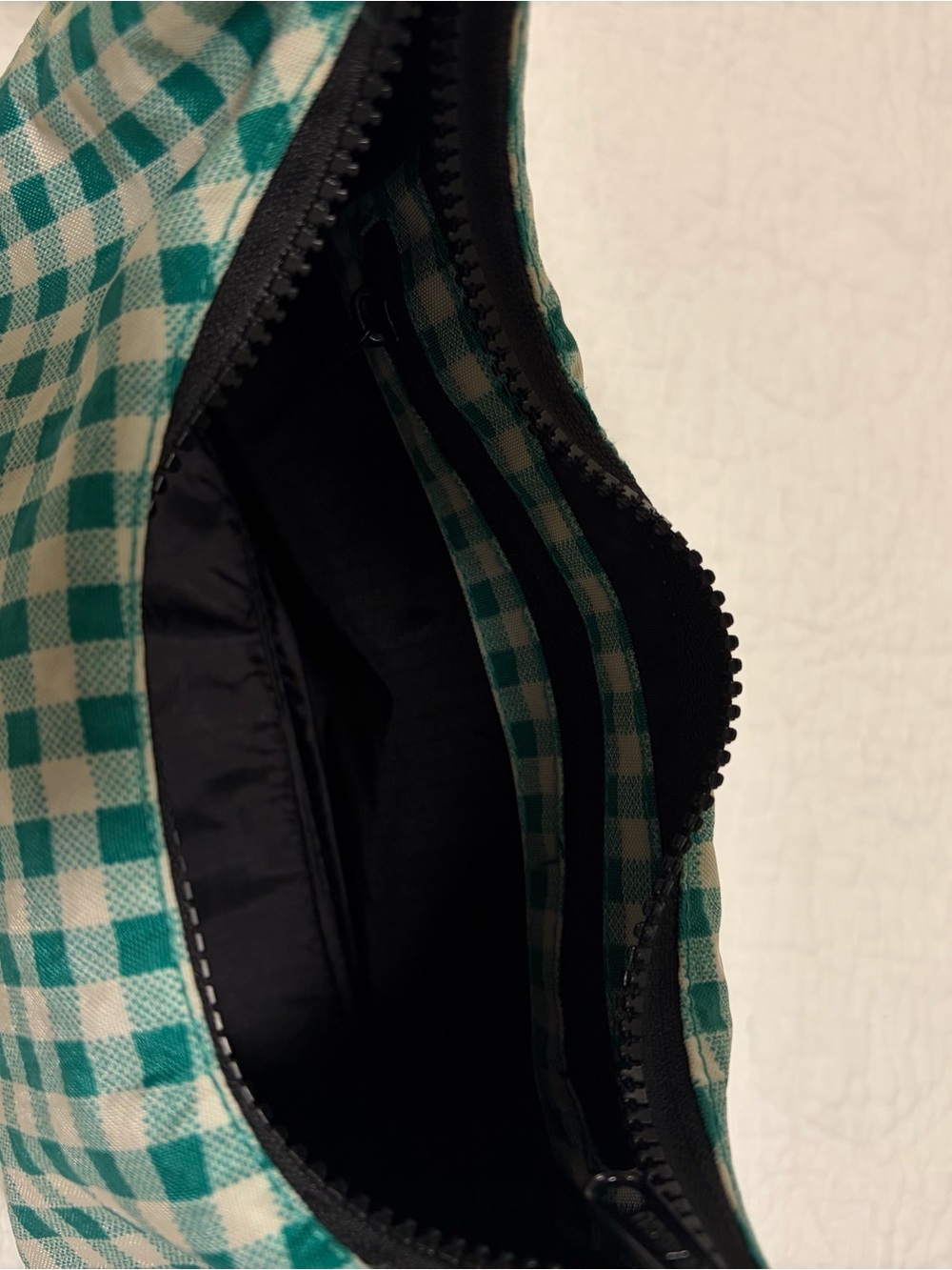 Baggu Green Gingham Mini Nylon Shoulder Bag - Picture 4 of 4